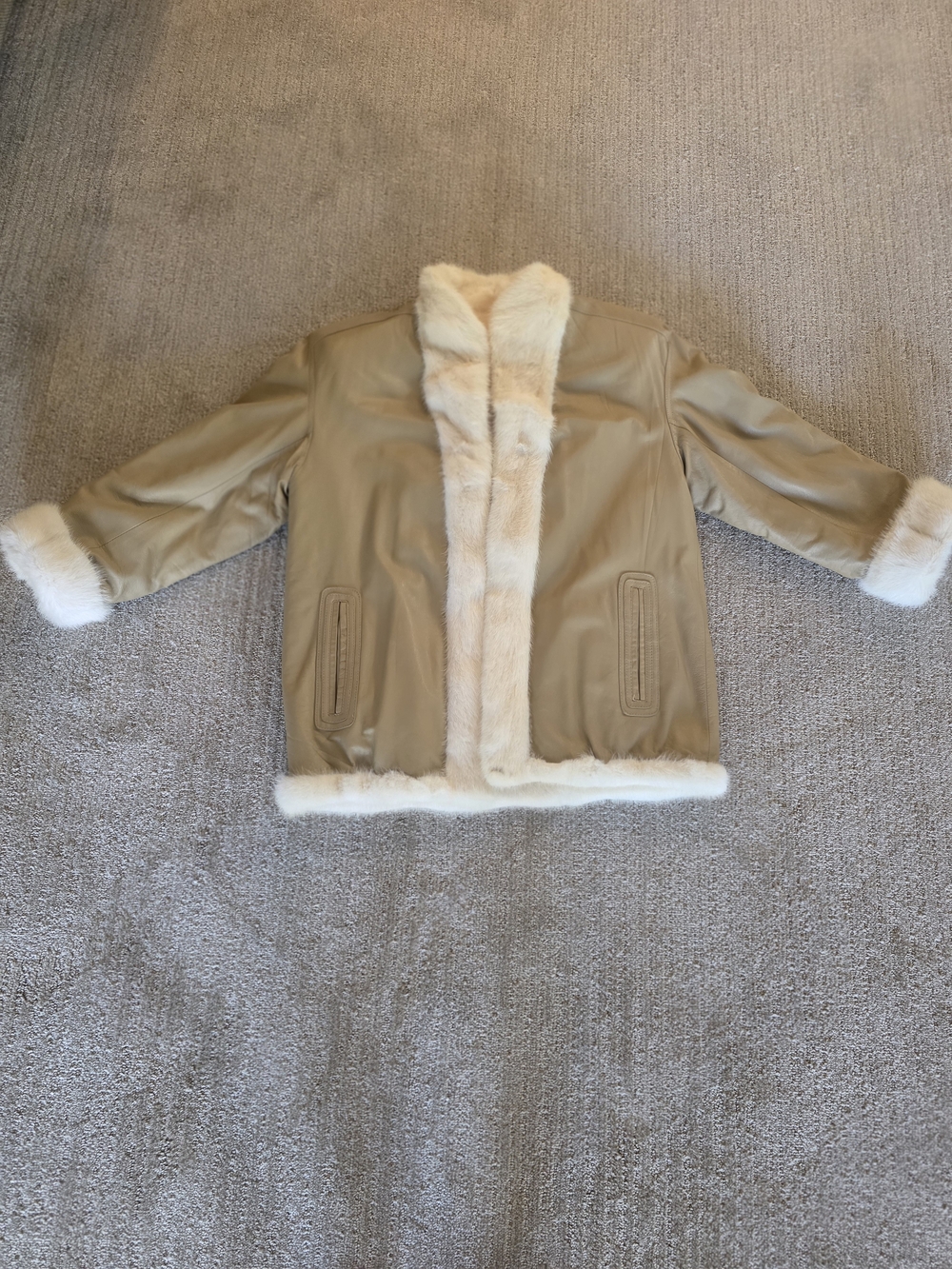 Ellegent Nordstrom Tan Leather And White MINK Jacket. Reversible. Car Length.